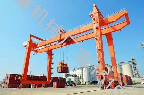 集裝箱門(mén)式起重機(jī)